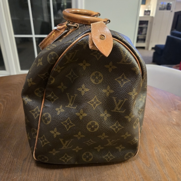 Authentic Louis Vuitton Speedy 40 Monogram Handbag VINTAGE - Picture 2 of 7